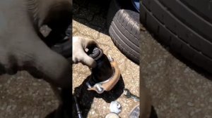 Toyota Avensis T25 ,Замена задних пружин и их монтаж