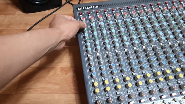 allen heath gl 2400 32ch original mulus balap смотреть онлайн