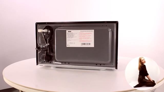 НИКС Компьютерный Супермаркет: видео про Микроволновая печь BBK 23MWS-822M #1 смотреть онлайн