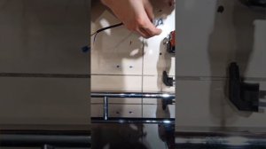 замена китайской вилки, на российскую. #электрика #электромонтаж #энергетика #мастеркласс #китай