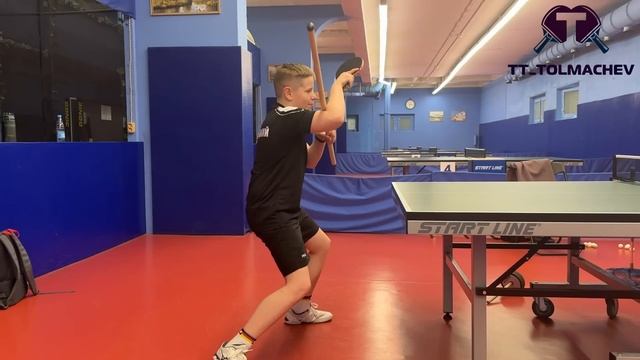 Держи локоть! Топ-спин справа. #tabletennis #настольныйтеннис #рекомендации смотреть онлайн