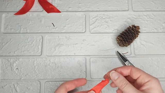 Новогоднее украшение для елки| Decor | Декор из шишки смотреть онлайн