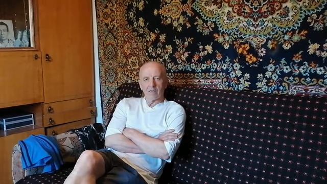 Стихи Сергея Есенина читает Виктор Николаевич Барсуков смотреть онлайн