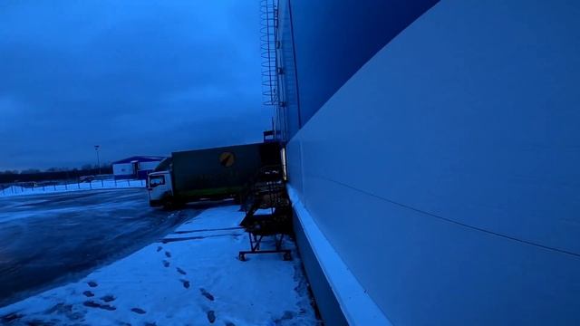 Работа от нашей WhatsApp группы, забираем груз с таможни на MAN TGL, сколько заработал? 18+ смотреть онлайн