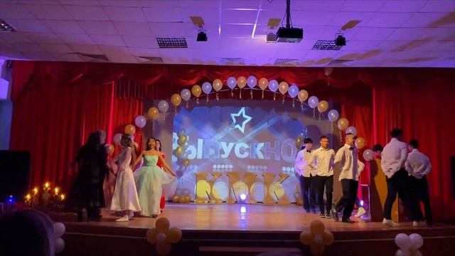 Выпускной❤️// окончила медицинский колледж смотреть онлайн
