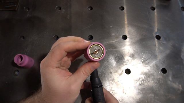 БОЛЬШАЯ линза для TIG горелок 17/26 типа. смотреть онлайн