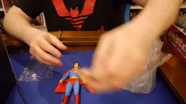 Unboxing: One:12 Collective Superman 1978 Edition смотреть онлайн