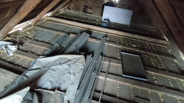 Утепление чердачного перекрытия своими руками. Жилье для Мамы Ч16 смотреть онлайн