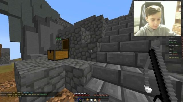 РОЛИК С ВЕБКОЙ!?? РУМИ ПОКАЗАЛ ЛИЦО?! [Hypixel Sky Wars Mini-Game Minecraft] смотреть онлайн