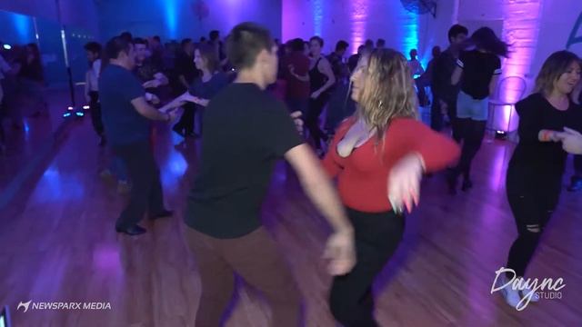 Joshua & Amber Salsa Social Dance @ Daync Studio - 2019 смотреть онлайн