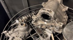 Испытание мойки моторной технологии и чистящего средства симаклин Н