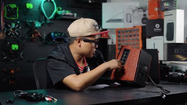 漫步者R1700bt开箱 смотреть онлайн