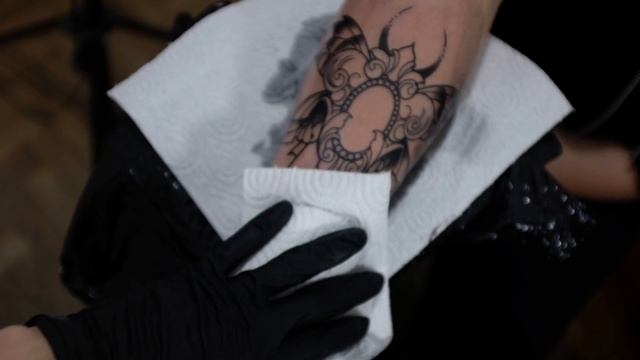 Crystal Tattoo Process by Olie Siiz. "Dominika" смотреть онлайн