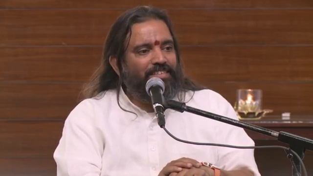 Чем школа Шри Шри Йоги отличается от других школ ? смотреть онлайн