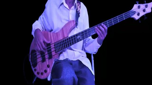 La Cumparsita (Gerardo Matos Rodríguez ) Bass cover Backing track instrument смотреть онлайн