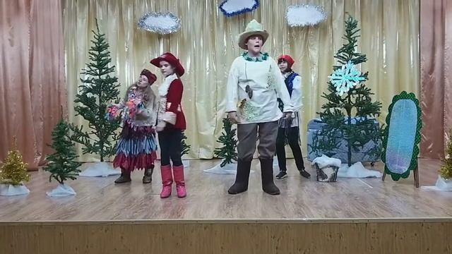 Театральный кружок «Теремок», новогодний спектакль «Проделки нечистой силы».Емельяновский СДК смотреть онлайн