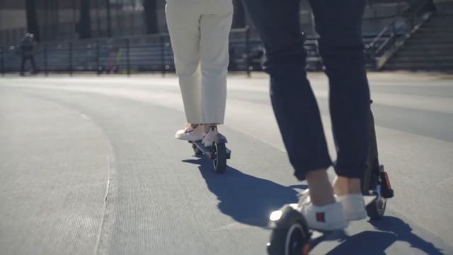 HOVER-1: Electric Scooters for Everyone! смотреть онлайн