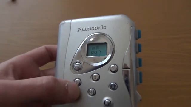Кассетник Panasonic RQ-CR18V смотреть онлайн
