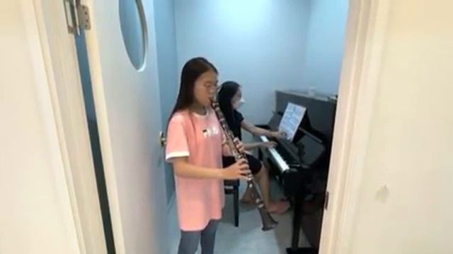J.Stamitz_Clarinet Concerto in Bb major_1st.mvt смотреть онлайн