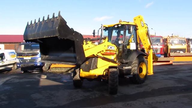 Новый трактор для КП "Чистота" (Мелитополь) смотреть онлайн