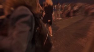 ОТСИДЕЛ ЗА АВТОЗВУК. УСТРОИЛ ПАТИ В ЦЕНТРЕ ГОРОДА. РЕАКЦИИ НА МУЗЫКУ С МАШИНЫ. ТАНЦЫ ПОД АВТОЗВУК.