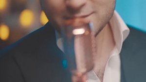 Shohruhxon - Turfa gullar | Шохруххон - Турфа гуллар (VIDEO)