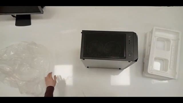XUM Brava Gaming PC Computer: i7-3770 3.4GHz Unboxing смотреть онлайн