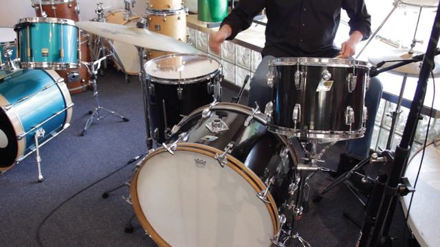 Vintage 1970's Ludwig 6 Ply Kit 24, 13, 16 Black смотреть онлайн