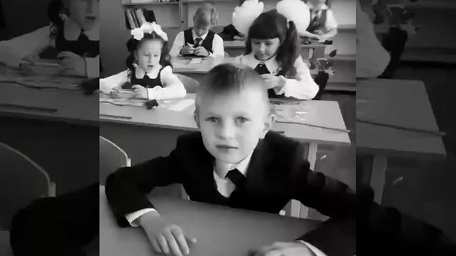 Маё 1 сентября списал у соседа по парте смотреть онлайн