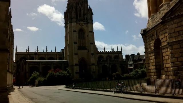 Radcliffe Square. Радклифф Камера, церковь, и Колледж всех душ. смотреть онлайн