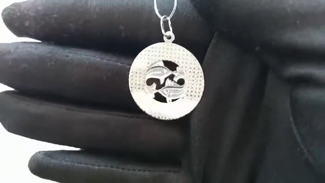 Кулон знак зодиака Рыбы из серебра смотреть онлайн