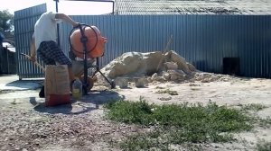 Как отремонтировать дворовое покрытие из природного камня пластушки.