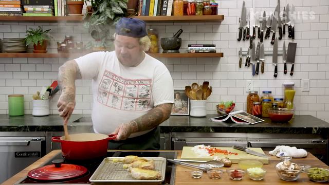 How to Make Matty Matheson's Favorite Chicken Cacciatore смотреть онлайн