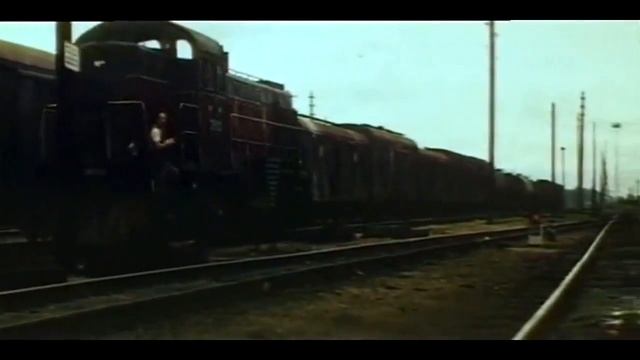 Тепловозы ТЭ3 из фильма Подарки по телефону смотреть онлайн