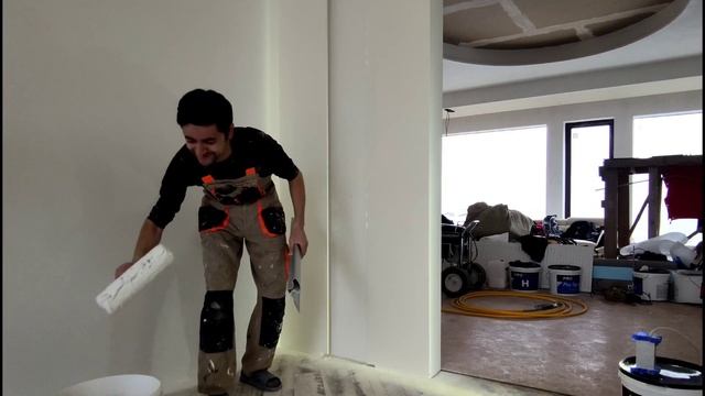 Механизированное шпаклевание с помощью валика. смотреть онлайн