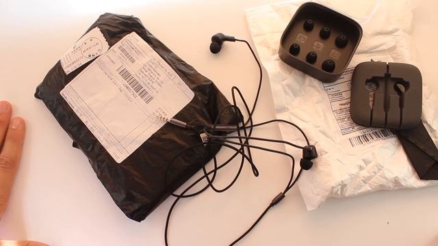 Честный обзор на наушники Xiaomi Piston 3. СтОят ли они того? смотреть онлайн