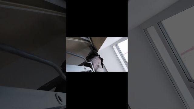 демонтаж трубы над натяжным потолком смотреть онлайн