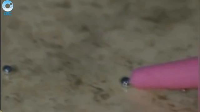 Почему разлитую ртуть приходится самостоятельно собирать и везти через весь город? смотреть онлайн