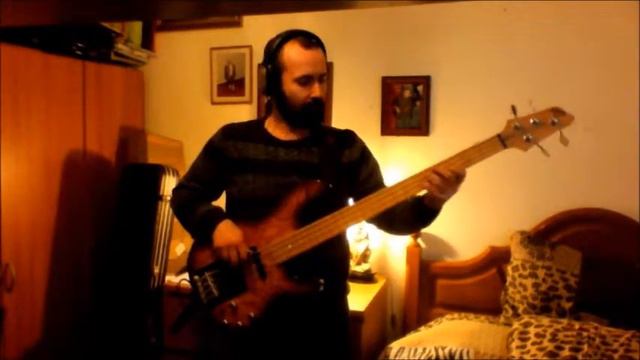 Nirvana - Lounge Act bass cover смотреть онлайн
