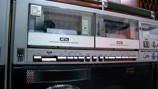 Panguyen Thai Binh - Cassette Sharp 999 - Huong lan - Sony Z7 смотреть онлайн