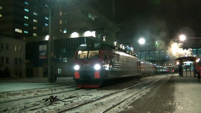 Отправление ЭП1М-706 с поездом Ростов-на-Дону — Москва смотреть онлайн