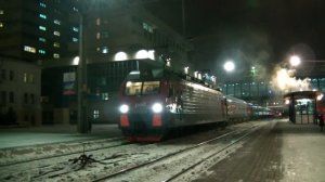 Отправление ЭП1М-706 с поездом Ростов-на-Дону — Москва