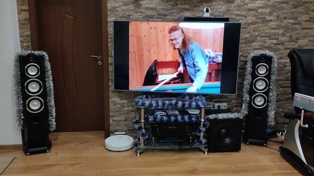 Taga Harmony Platinum F100 vs.Taga TSW 212 Special Edition смотреть онлайн