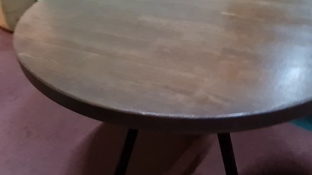 круглый стол лофт