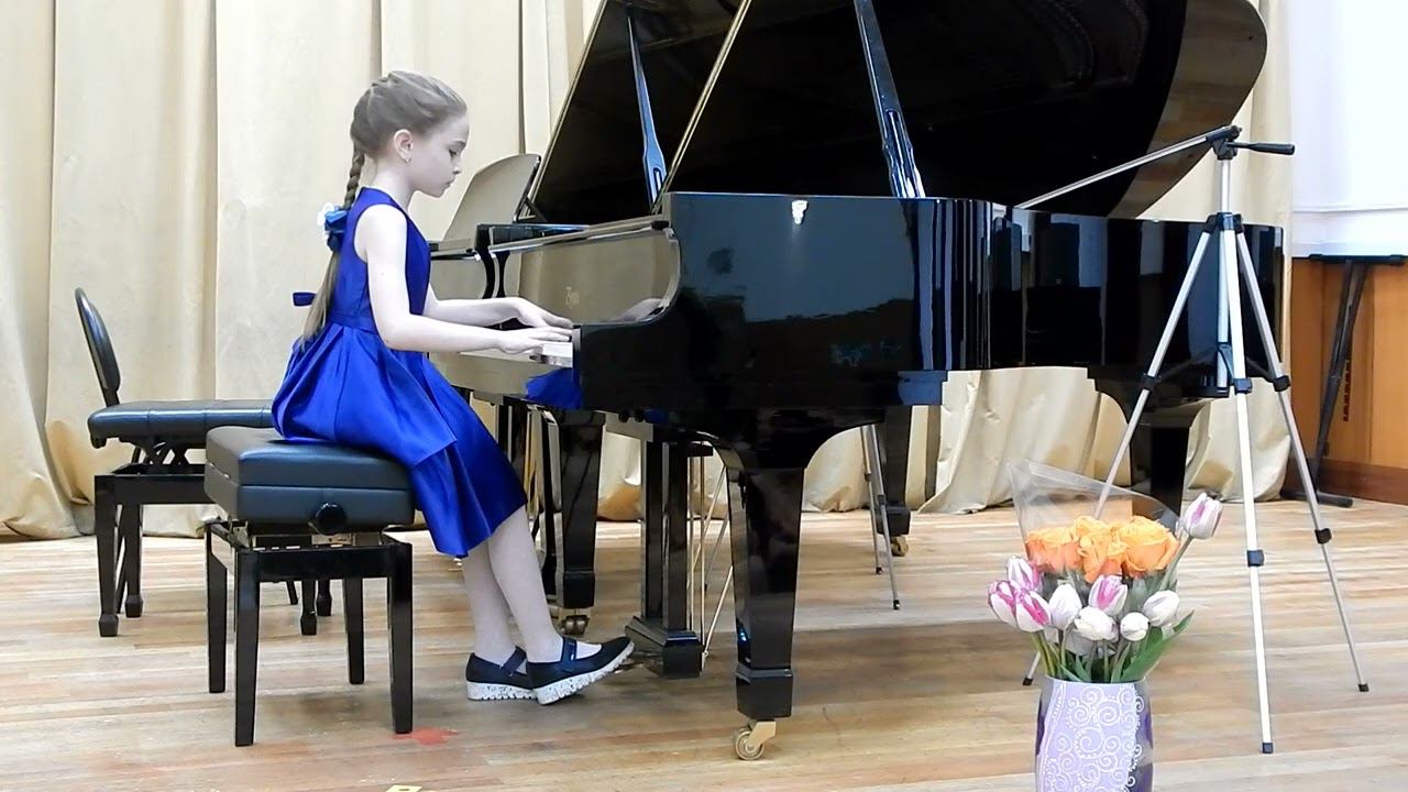 А. Гладковский - "Маленькая танцовщица", исп. Цветкова Таисия (класс преподавателя Кочневой М.В.) смотреть онлайн