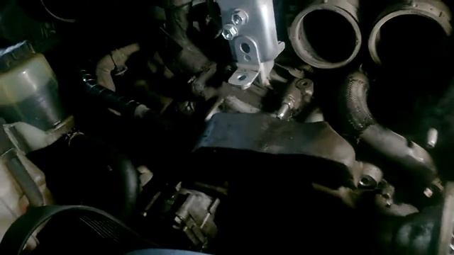 Toyota Land Cruiser 200 V8 diesel / неисправность водяной помпы смотреть онлайн