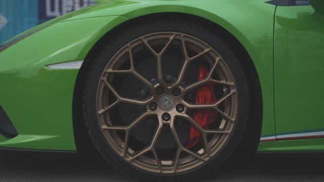 Street Unit X KW Suspension / Lamborghini Huracan Evo + KW V4 смотреть онлайн