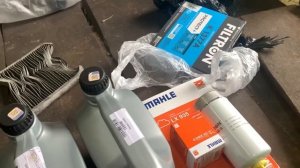 Форд транзит замена масла( 2.4-7литров масла) нюансы с топливным фильтром!!!!!