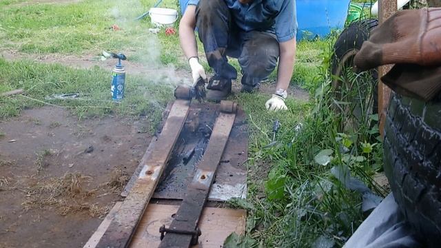 Завершение сборки мостов и подготовка рессор смотреть онлайн