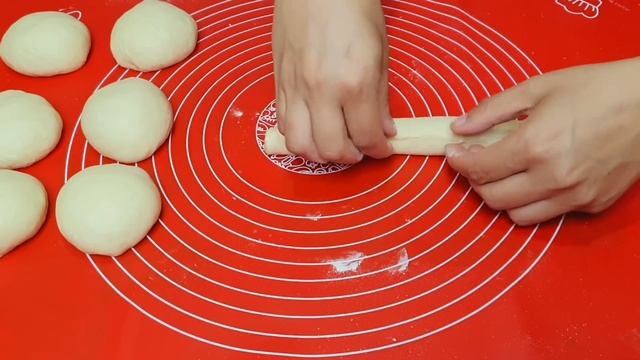 КИДАЮ ТЕСТО В КИПЯЩУЮ ВОДУ И РЕЗУЛЬТАТ ВАС УДИВИТ. Я БОЛЬШЕ НЕ ПОКУПАЮ БУБЛИКИ.МАЛО КТО ЗНАЕТ РЕЦЕП смотреть онлайн